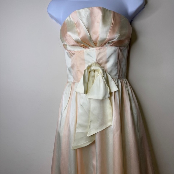 Vintage 70s Gunne Sax by Jessica McClintock Strawberry & Cream Striped Dress - Picture 2 of 14